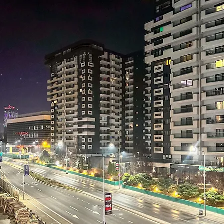 Luminosa - Smart Luxury Apartment In Aviatiei - Free Parking - Ev Station Bucharest Exterior photo