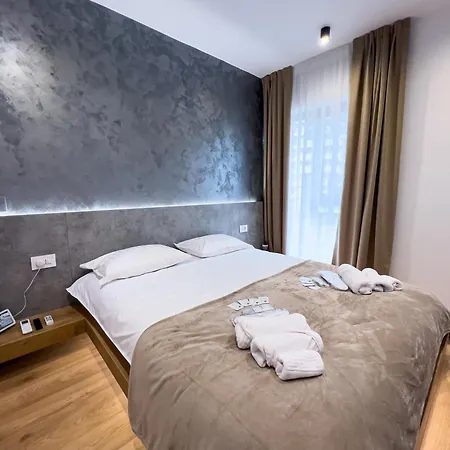 Luminosa - Smart Luxury Apartment In Aviatiei - Free Parking - Ev Station Bucharest Exterior photo