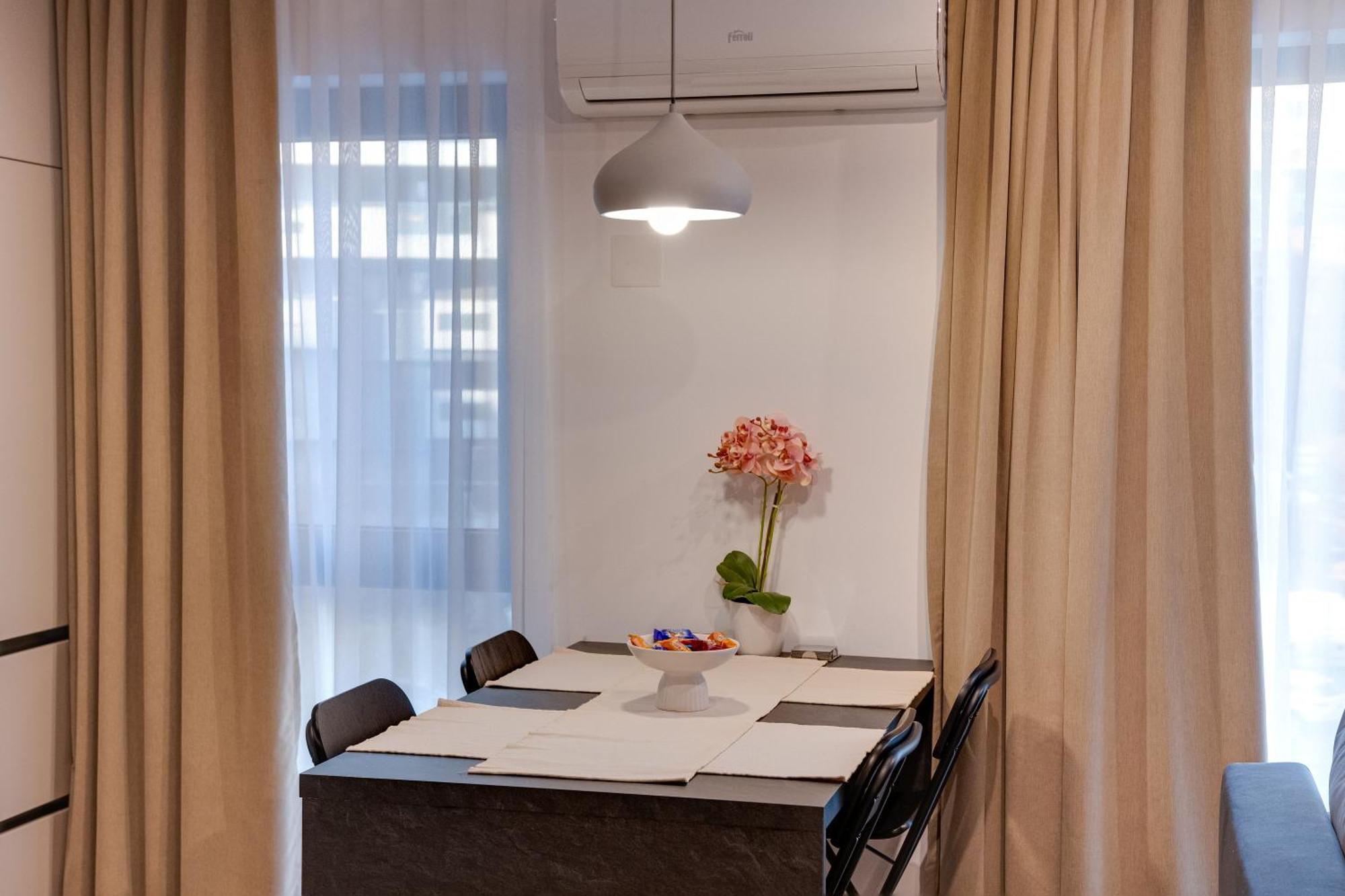 Appartement Luminosa - Smart Luxury In Aviatiei - Free Parking - Ev Station *