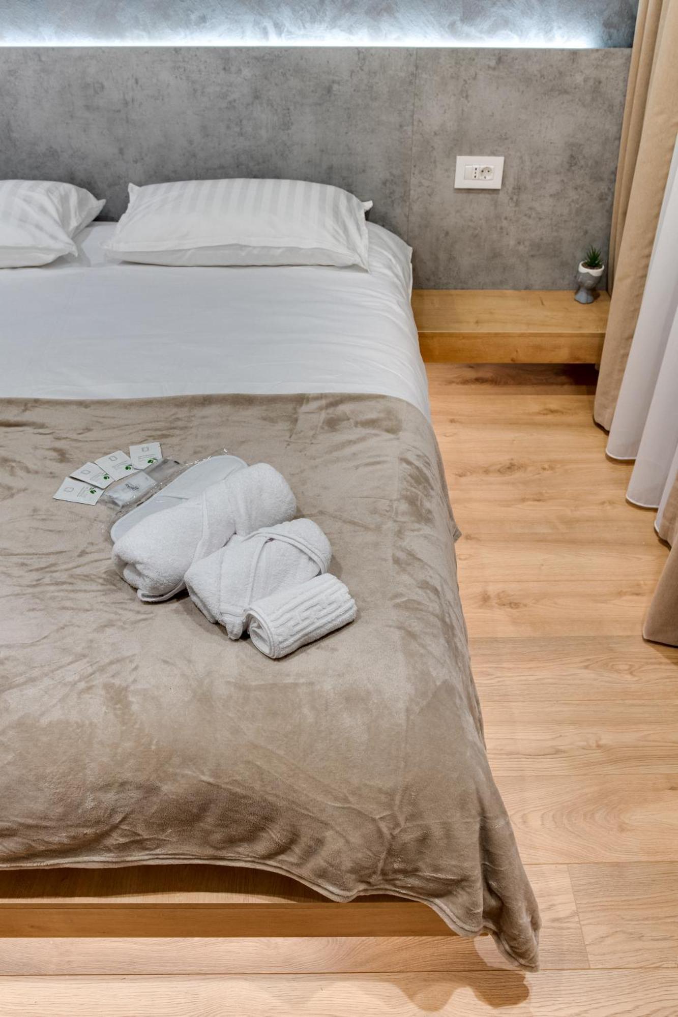 Appartement Luminosa - Smart Luxury In Aviatiei - Free Parking - Ev Station *