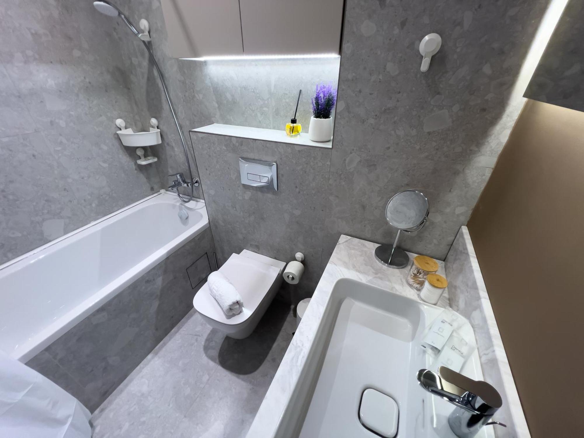 Appartement Luminosa - Smart Luxury In Aviatiei - Free Parking - Ev Station Bucarest