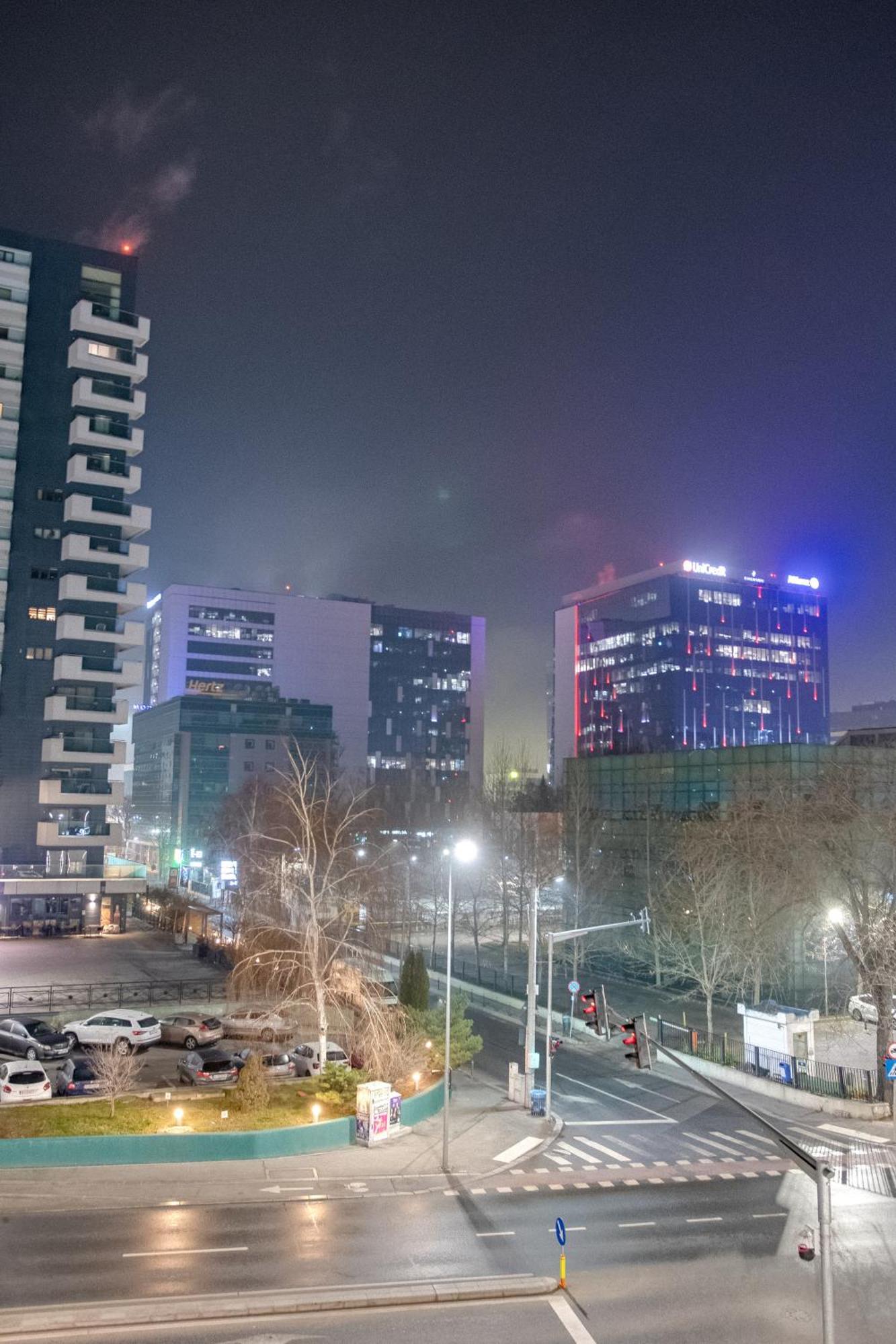 Luminosa - Smart Luxury In Aviatiei - Free Parking - Ev Station Appartement *